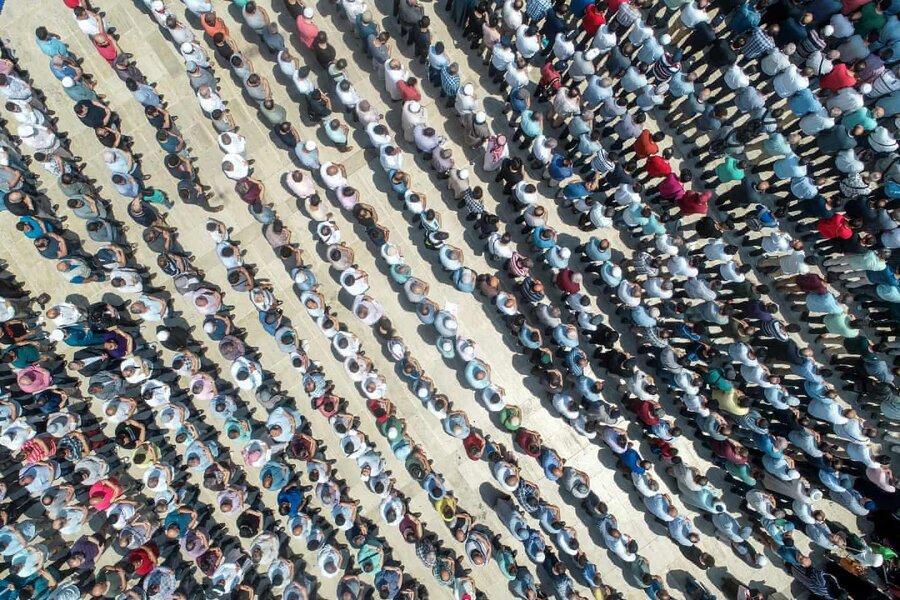 عکس روز: نماز میت مرسی در استانبول