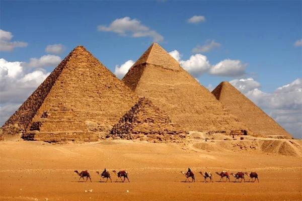 کشف تازه و شگفت انگیز در هرم 4500 ساله مصر